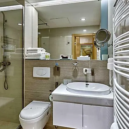 Hotel Iris 4*