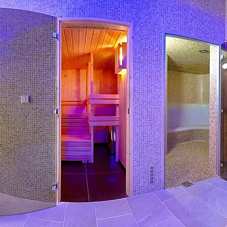 Hotel Iris