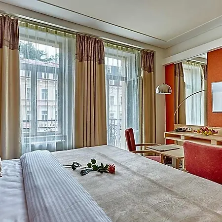 Hotel Iris 4*