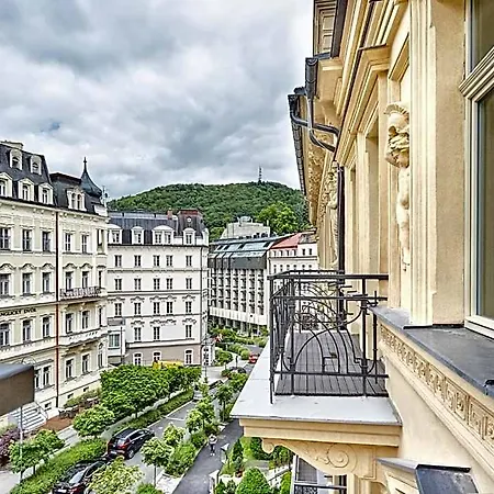 Hotel Iris 4*
