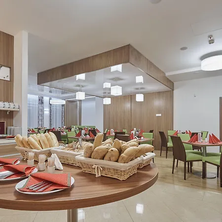 Hotel Iris 4*