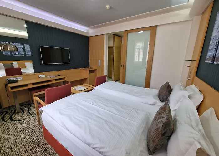 Hotell Iris 4*